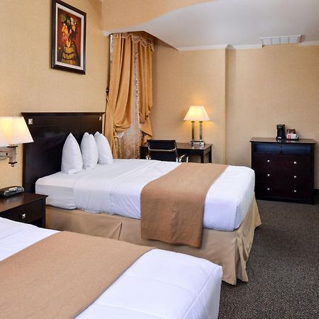 Baltimore Plaza Hotel 외부 사진