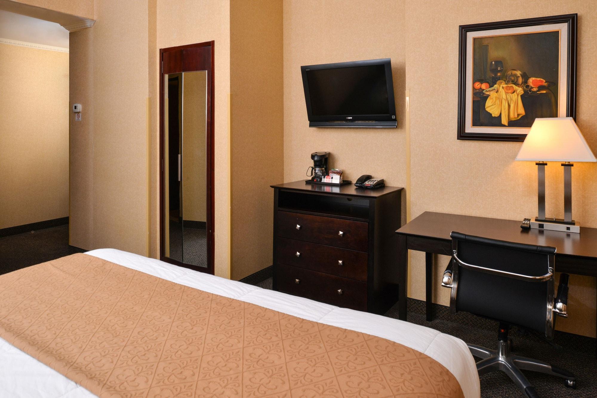 Baltimore Plaza Hotel 외부 사진