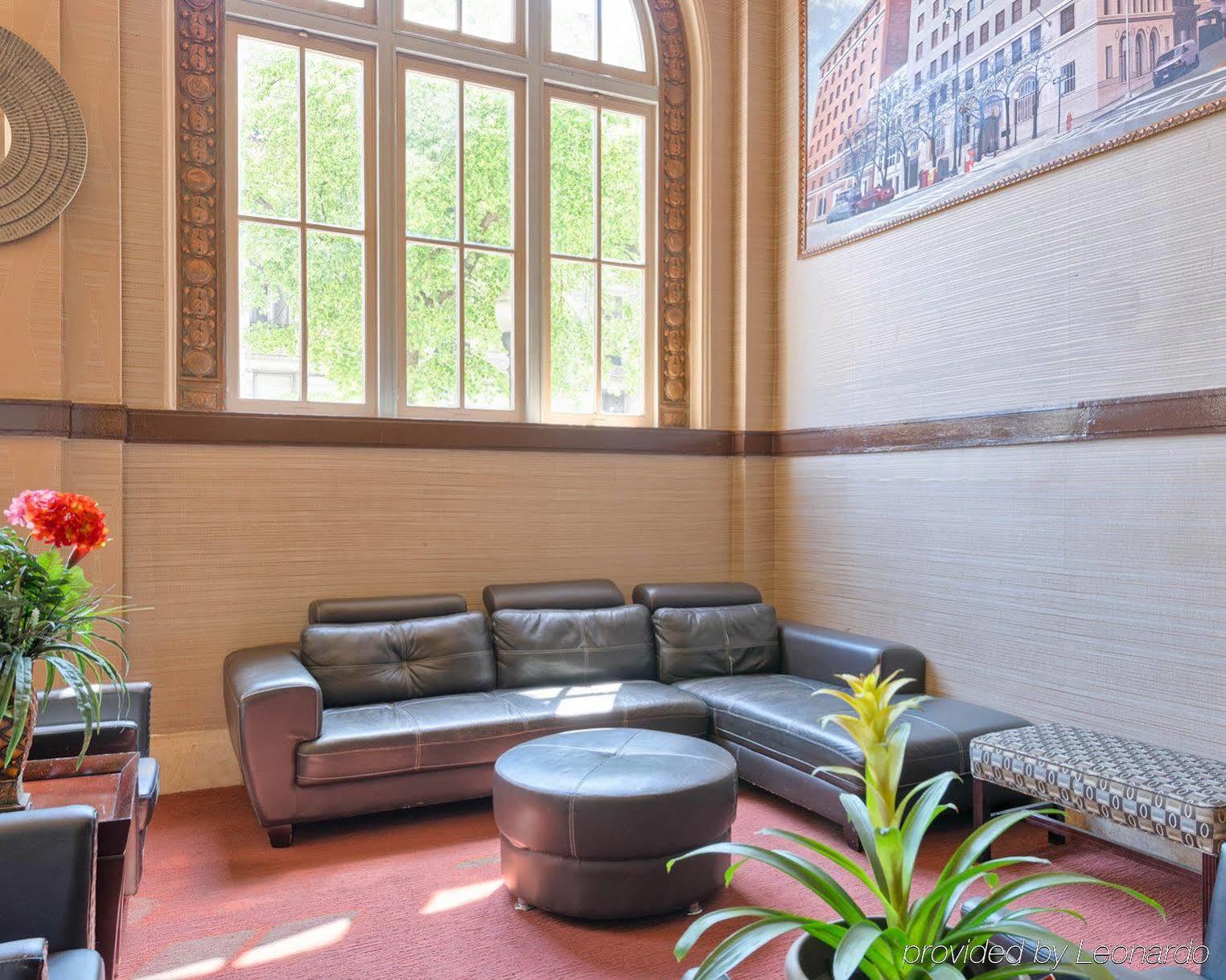 Baltimore Plaza Hotel 외부 사진