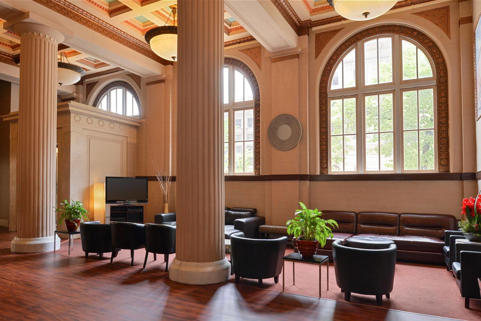 Baltimore Plaza Hotel 외부 사진